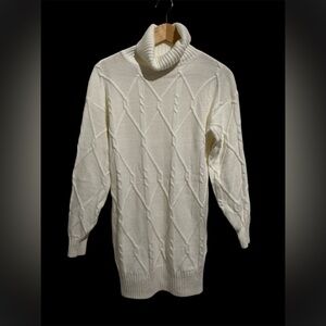 Women’s Hollister Cream Cable Knit Turtleneck Sweater mini dress